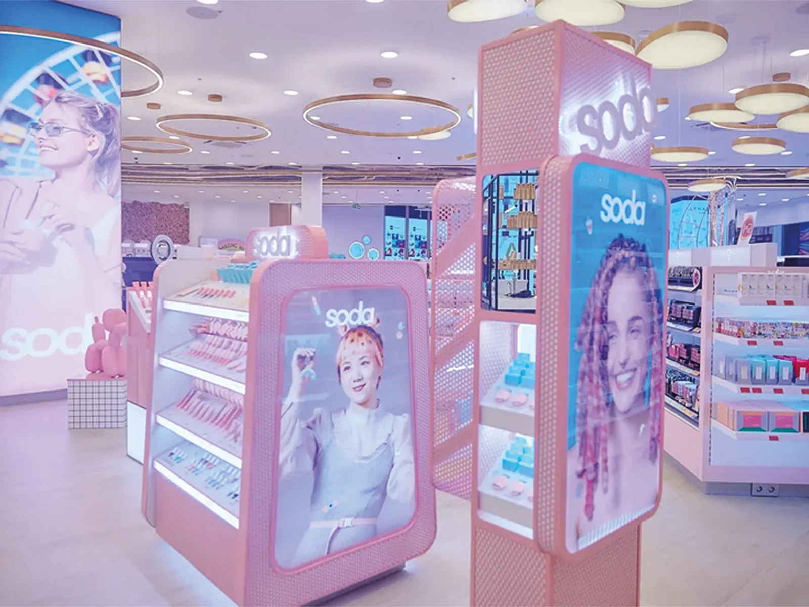 Display Produk (POP/POS Display)